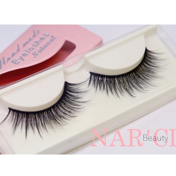 NWT-"Dramatic" 3D Faux Lashes- 1 for $7 / 5 for $25 - Picture 2 of 3